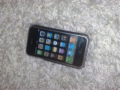 Лот: 750326. Фото: 1. iphone 2gоригинал. Смартфоны