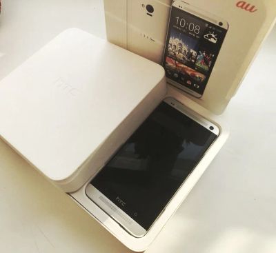 Лот: 9009551. Фото: 1. HTC One M7 32gb в идеальном состоянии. Смартфоны
