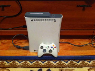 Лот: 5028384. Фото: 1. Xbox 360. Игровые приставки, консоли