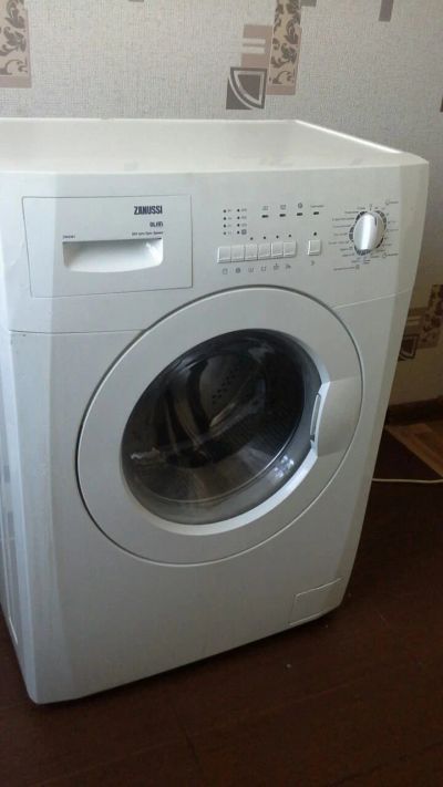 Лот: 14793469. Фото: 1. Стиральная машина Zanussi Slim... Стиральные машины