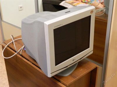 Лот: 1540571. Фото: 1. LG Flatron F700P. ЭЛТ-мониторы