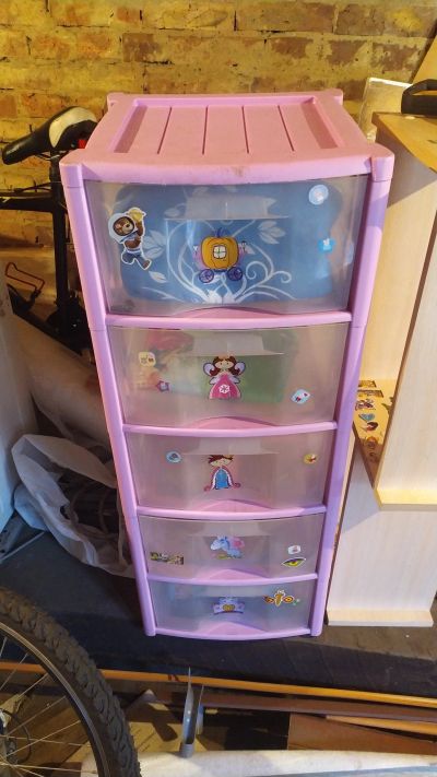 Лот: 18882575. Фото: 1. Пластиковый комод. Столики, стулья, парты