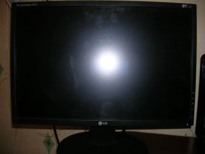 Лот: 5020032. Фото: 1. Монитор LG Flatron 19/47см. ЖК-мониторы