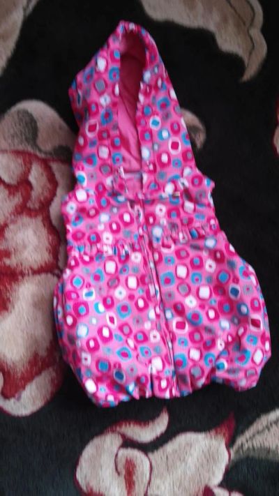 Лот: 4497501. Фото: 1. Жилет Футурино. Верхняя одежда