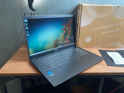 Лот: 20747986. Фото: 1. MSI Modern 15,6"IPS/i3-1115G4... Ноутбуки