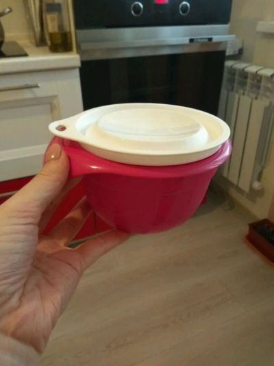 Лот: 11485331. Фото: 1. Чаша tupperware 650 мл новая. Контейнеры, банки