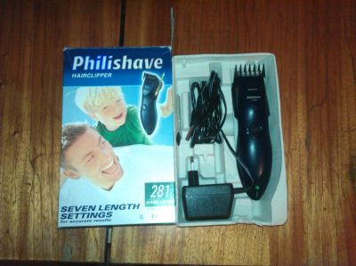 Лот: 6613640. Фото: 1. Машинка для стрижки Philips Philishave... Укладка и стрижка волос, бритьё, эпиляция