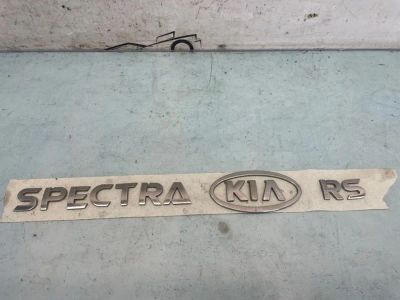 Лот: 24240361. Фото: 1. эмблема Kia Spectra SD. Кузов