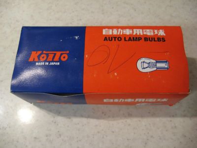 Лот: 7186877. Фото: 1. Галогеновые лампы Koito 12V-21W... Оптика и освещение