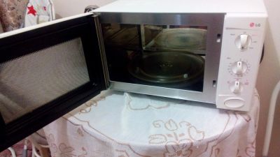 Лот: 8516478. Фото: 1. Микроволновая печь. Микроволновки, мини-печи