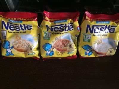 Лот: 13361010. Фото: 1. Молочные кашки Nestle. Детское питание