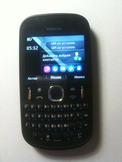 Лот: 3142573. Фото: 1. Nokia 200 новый гарантия до 2015г. Кнопочные мобильные телефоны