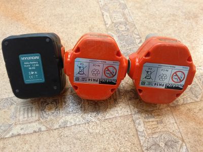 Лот: 25720373. Фото: 1. Аккумуляторы Makita 14, 4 v. Запчасти