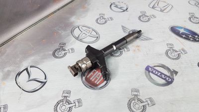 Лот: 23587452. Фото: 1. Форсунка Nissan Navara YD25DDTi... Двигатель и элементы двигателя