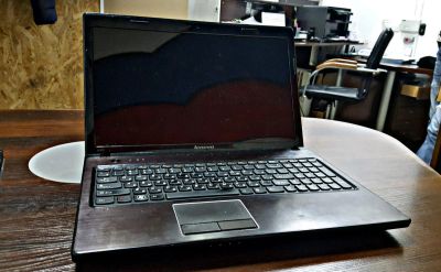 Лот: 11172477. Фото: 1. Ноутбук Lenovo G570 i3-2310M. Ноутбуки