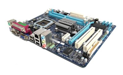 Лот: 12958472. Фото: 1. Продам материнскую плату Gigabyte... Материнские платы