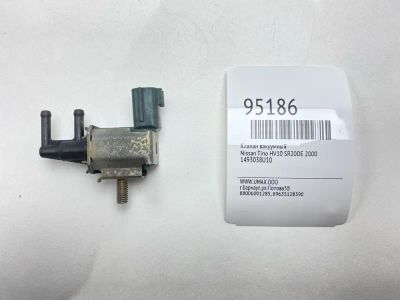 Лот: 24774095. Фото: 1. Клапан вакуумный Nissan Tino 2000... Двигатель и элементы двигателя