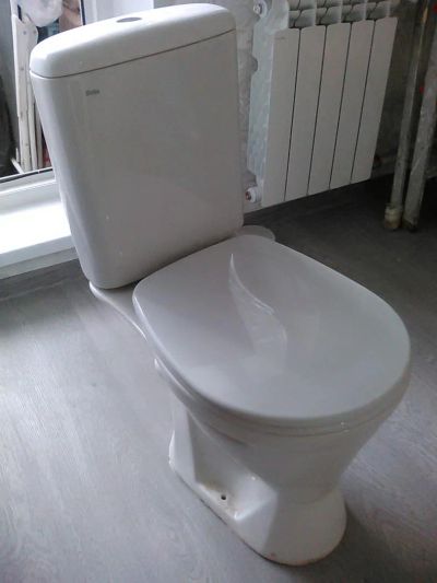 Лот: 7641233. Фото: 1. Унитаз Della (полный комплект... Унитазы, биде