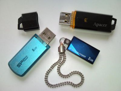 Лот: 7482116. Фото: 1. USB Flash 14 Gb. USB-флеш карты