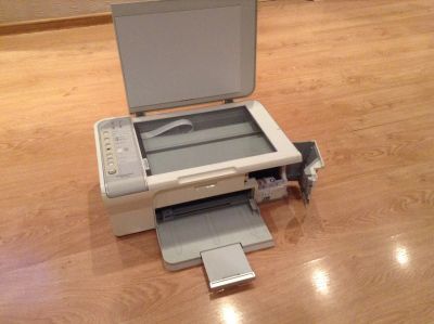 Лот: 5247943. Фото: 1. Продам принтер HP Deskjet f4275... МФУ и копировальные аппараты