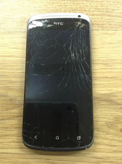 Лот: 8029685. Фото: 1. Htc one s ( не рабочий ). Смартфоны
