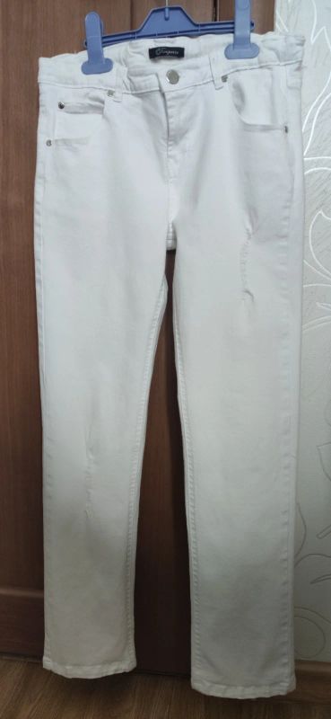 Лот: 17707311. Фото: 1. Джинсы белые, Choupette, разм... Брюки, шорты, джинсы
