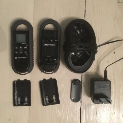 Лот: 9598205. Фото: 1. Рация Motorola tlkr-T5 черная. Рации, радиостанции