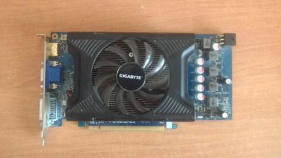 Лот: 7574364. Фото: 1. Видеокарта GeForce 9800GT 512Mb. Видеокарты