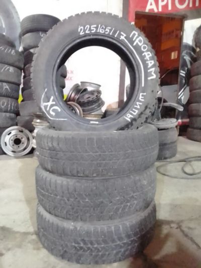 Лот: 20766353. Фото: 1. Комплект шин Bridgestone. Шины