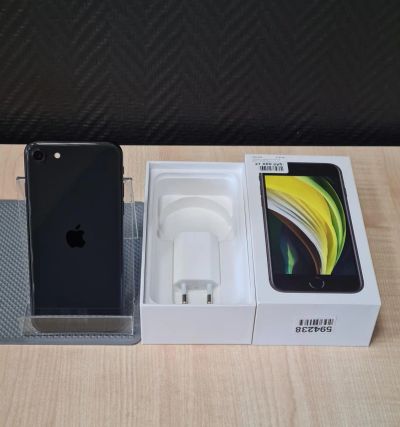Лот: 19026334. Фото: 1. Apple iPhone SE 2020 128Gb Black... Смартфоны