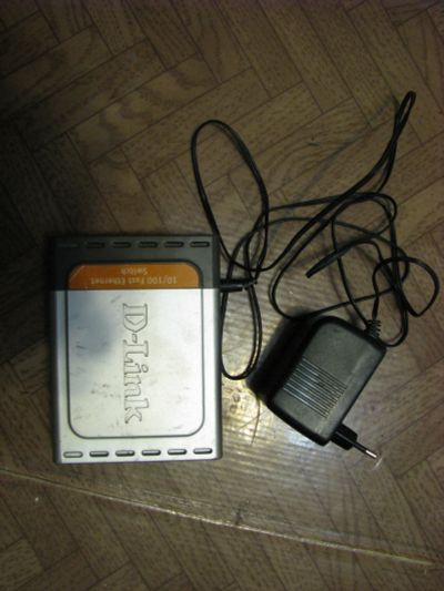 Лот: 17213766. Фото: 1. Коммутатор D-Link DES-1005D. Коммутаторы
