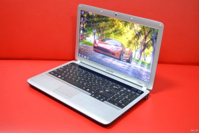 Лот: 15075620. Фото: 1. Ноутбук Samsung NP-R530 (Intel... Ноутбуки