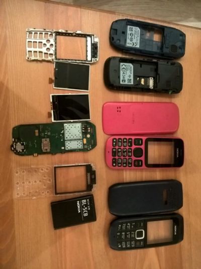 Лот: 8291428. Фото: 1. Запчасти от Nokia 100 и Nokia... Корпуса, клавиатуры, кнопки