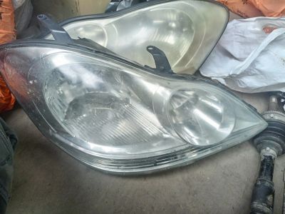 Лот: 23958190. Фото: 1. Фары toyota ipsun. Оптика и освещение