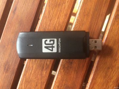 Лот: 13396868. Фото: 1. USB модем Мегафон 4G М100-4. Беспроводные модемы
