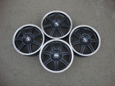Лот: 15747013. Фото: 1. Комплект Оригинальных Литыx дисков... Диски
