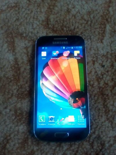 Лот: 11927786. Фото: 1. Samsung galaxy s4. Смартфоны