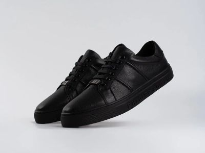Лот: 25052342. Фото: 1. Кроссовки Philipp Plein. Кеды, кроссовки, слипоны
