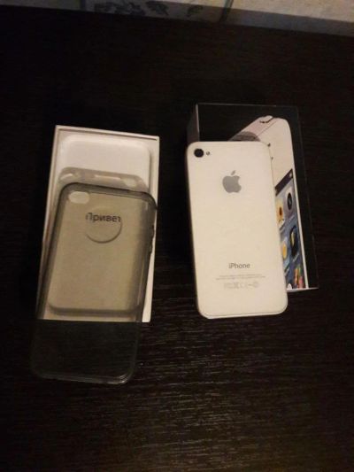 Лот: 10668937. Фото: 1. iPhone 4. Смартфоны