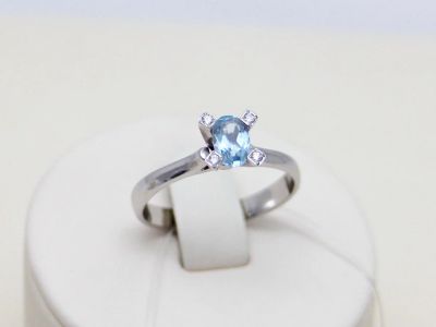 Лот: 12321686. Фото: 1. ЗОЛОТОЕ КОЛЬЦО С БРИЛЛИАНТАМИ... Кольца, перстни