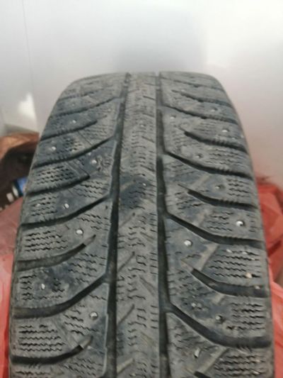 Лот: 16699904. Фото: 1. Зимние шины Bridgestone. Шины