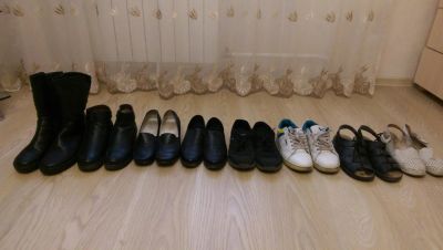 Лот: 6055068. Фото: 1. Продам 8 пар женской обуви (41... Ботинки, полуботинки