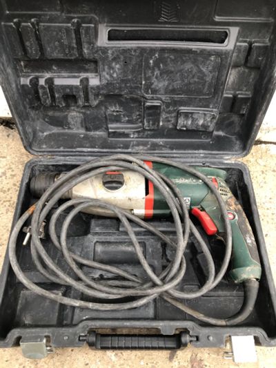 Лот: 23307611. Фото: 1. Перфоратор metabo. Электроинструмент