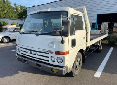 Лот: 19960153. Фото: 1. Автомобиль в разбор Nissan Atlas. Авто в разбор