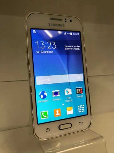 Лот: 15868530. Фото: 1. Смартфон Samsung Galaxy J1 Ace... Смартфоны