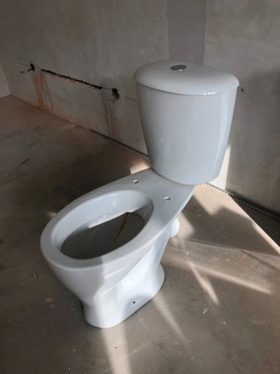 Лот: 16533223. Фото: 1. Унитаз + бачок. Унитазы, биде