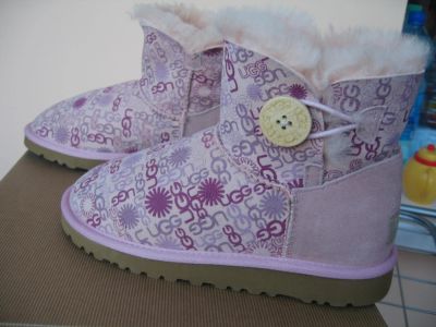 Лот: 6477903. Фото: 1. Угги UGG (оригинальные) р.37. Угги, унты, валенки