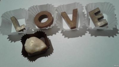 Лот: 15296429. Фото: 1. Шоколадный подарок "love" из бельгийского... Шоколад, конфеты