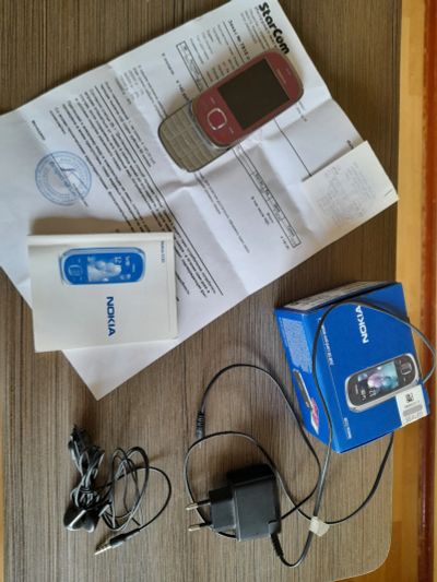 Лот: 19416652. Фото: 1. Nokia 7230. Кнопочные мобильные телефоны