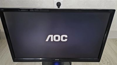 Лот: 25243671. Фото: 1. Монитор AOC 24" E2495Sh. ЖК-мониторы
